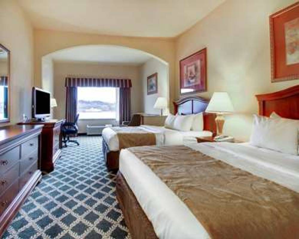 CLARION SUITES VIDALIA 8