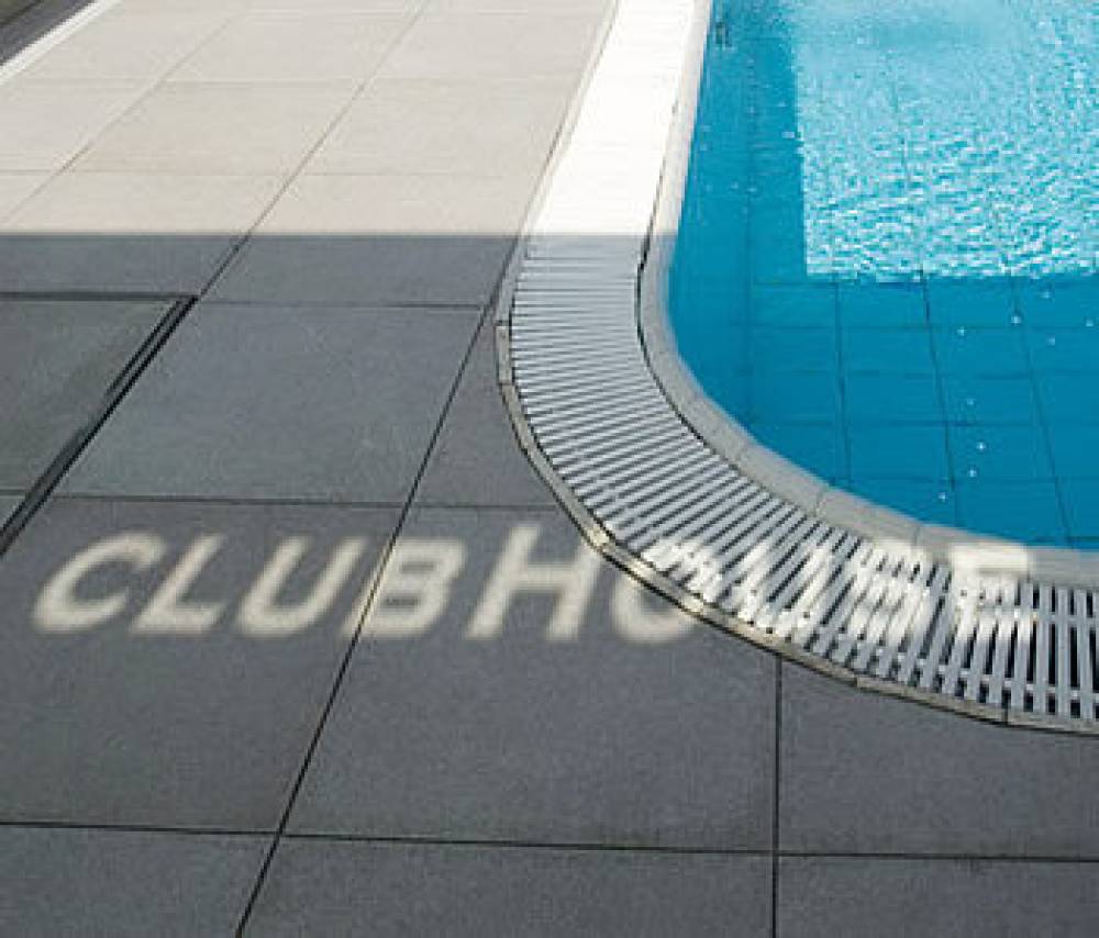 Club House 6