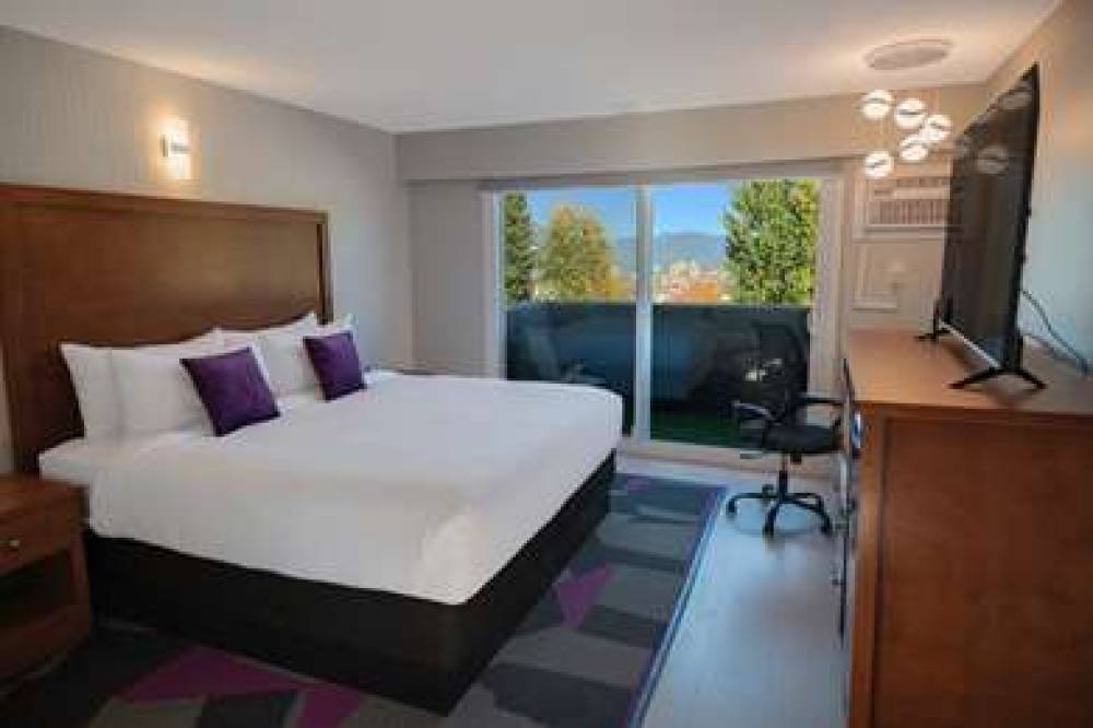 COAST METRO VANCOUVER HOTEL 5