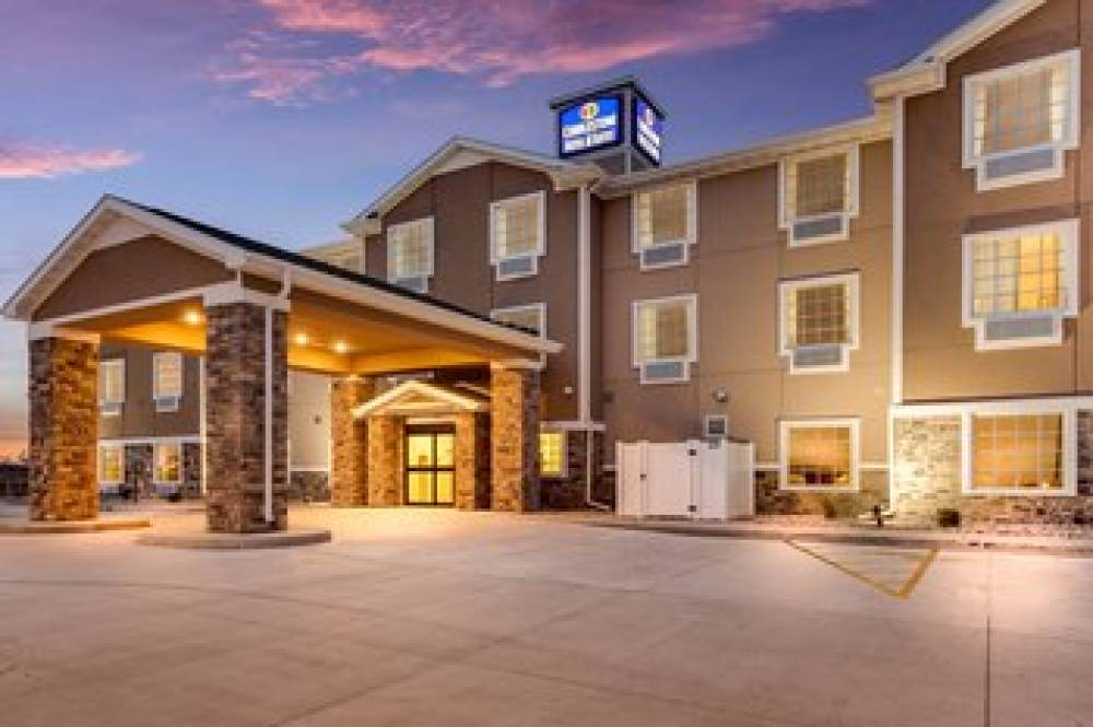 COBBLESTONE HOTEL - COZAD 2