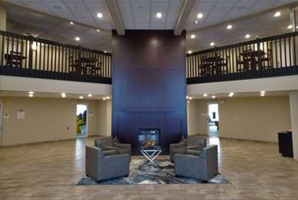 COBBLESTONE SUITES OF OSHKOSH 5