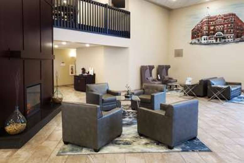 COBBLESTONE SUITES OF OSHKOSH 4