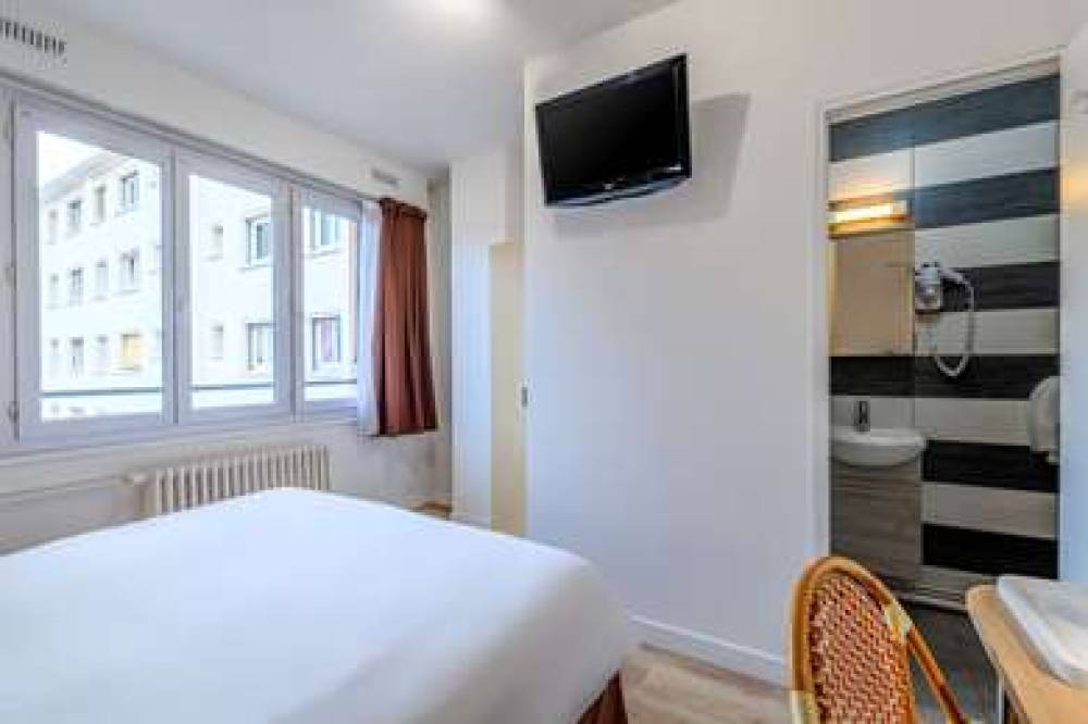 Comfort Hotel Alba Rouen 10