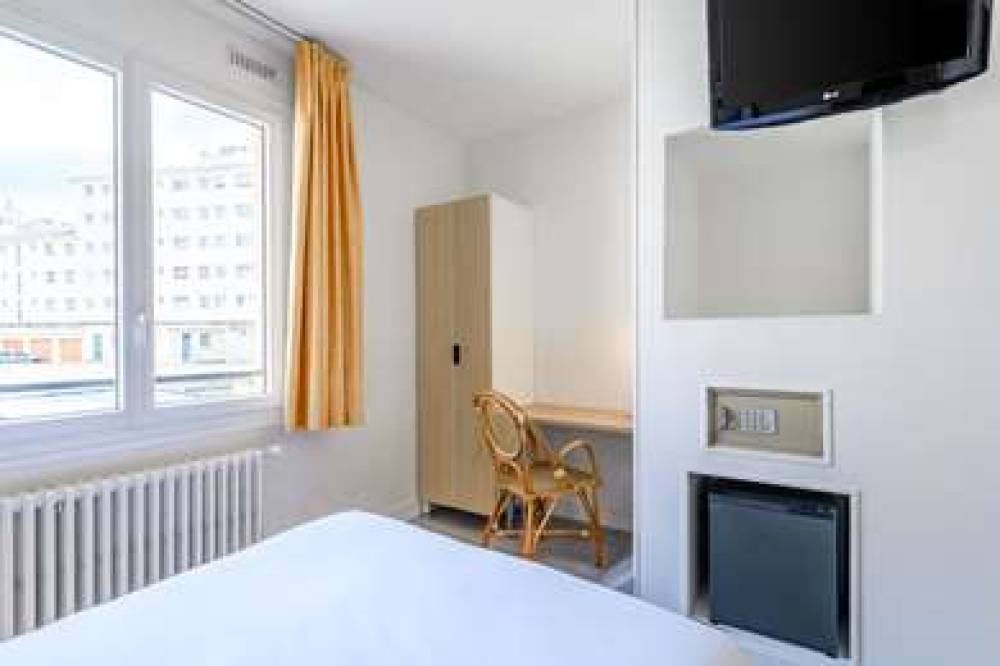 Comfort Hotel Alba Rouen 8