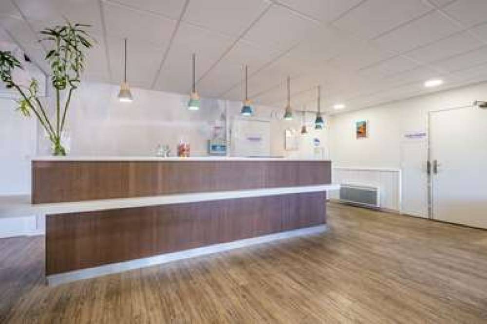 COMFORT HOTEL LINAS - MONTLHERY 5