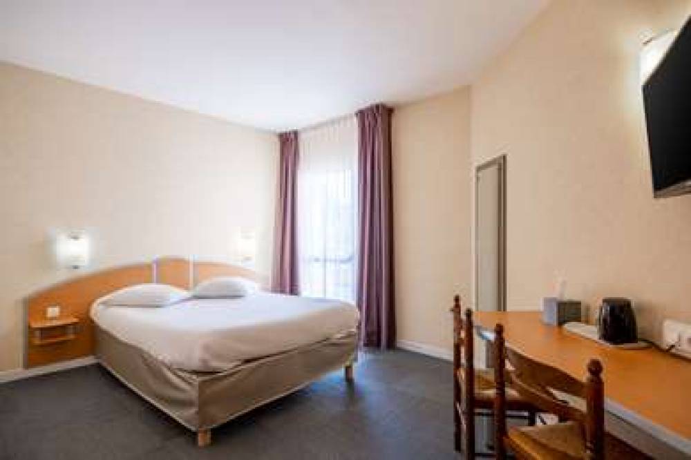 Comfort Hotel Saintes 7