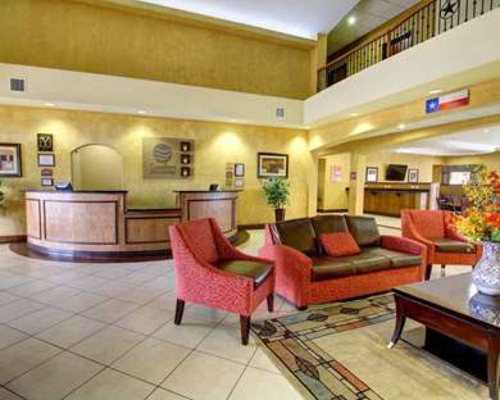 Comfort Inn And Suites Alvarado 8