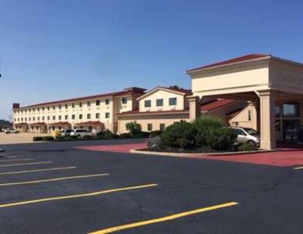 Comfort Inn And Suites At I 74 And