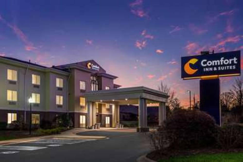 COMFORT INN AND SUITES BREVARD 3