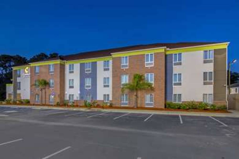 COMFORT INN AND SUITES BRUNSWICK 3