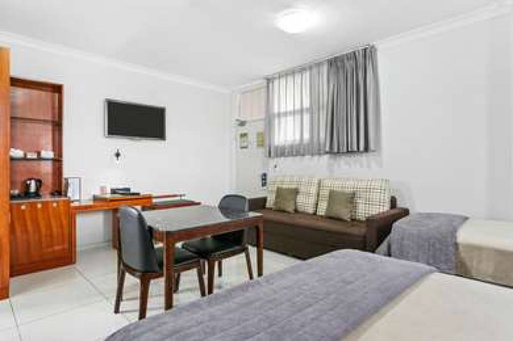 Comfort Inn And Suites Burwood 8