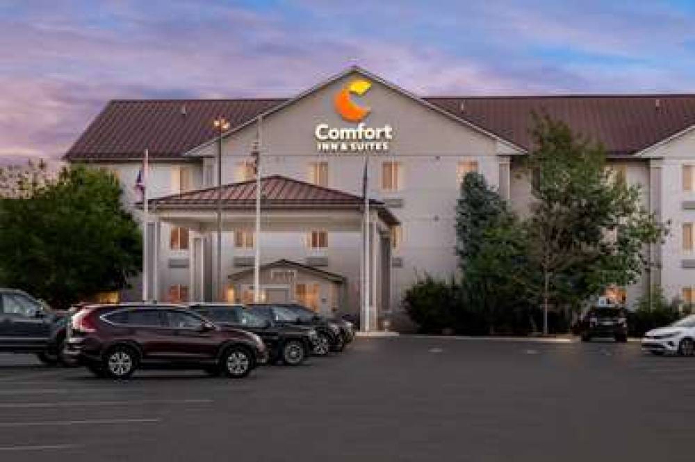 Comfort Inn And Suites 6