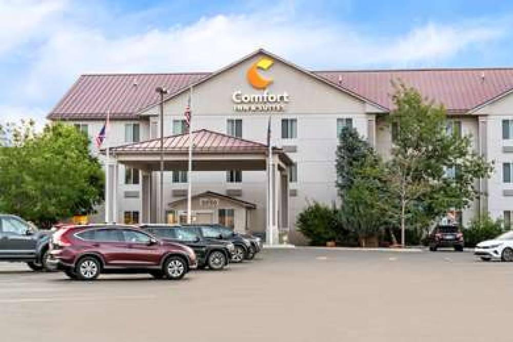 Comfort Inn And Suites 2