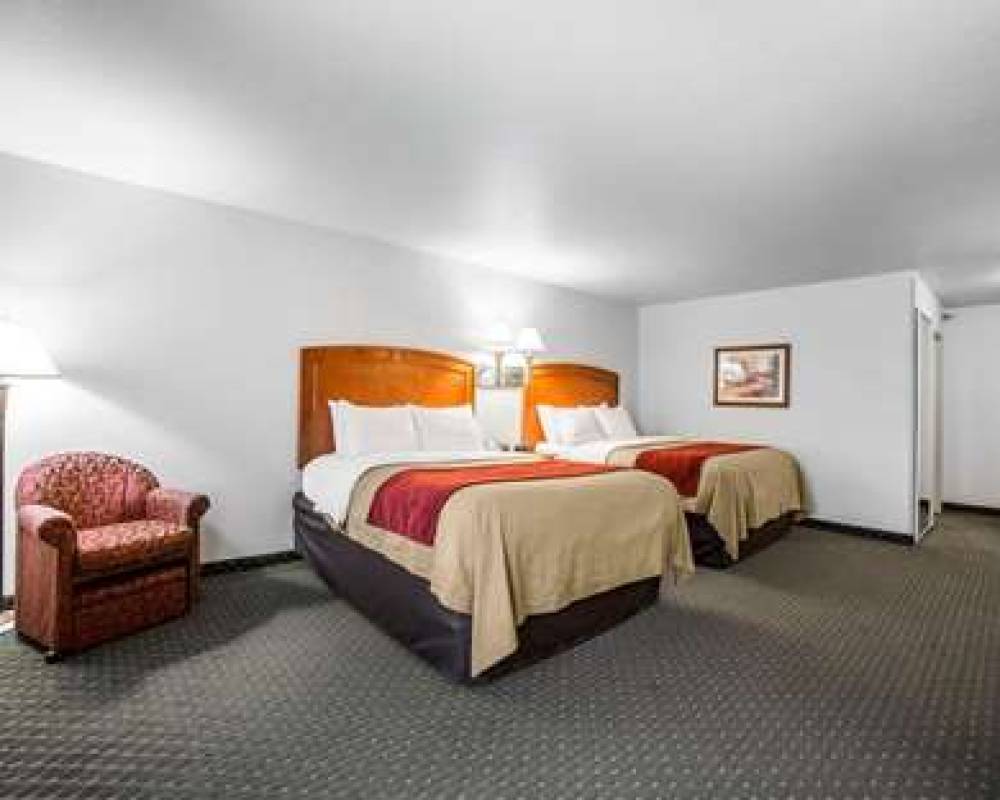 Comfort Inn And Suites 10