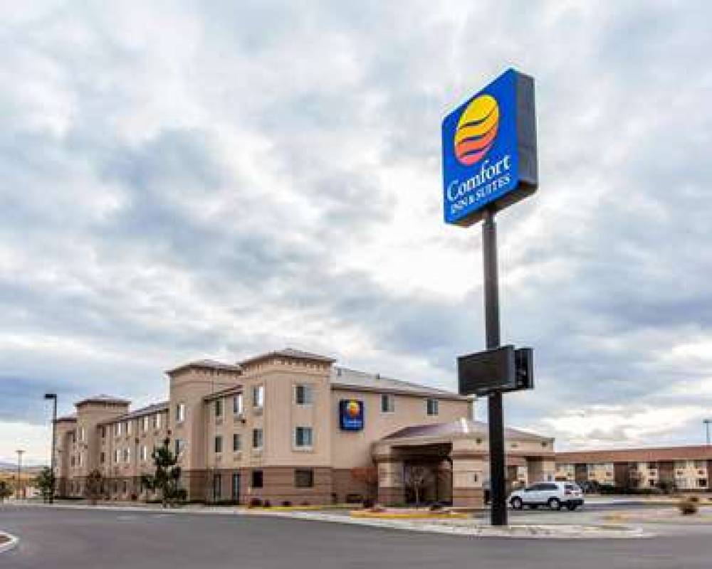 Comfort Inn And Suites 2