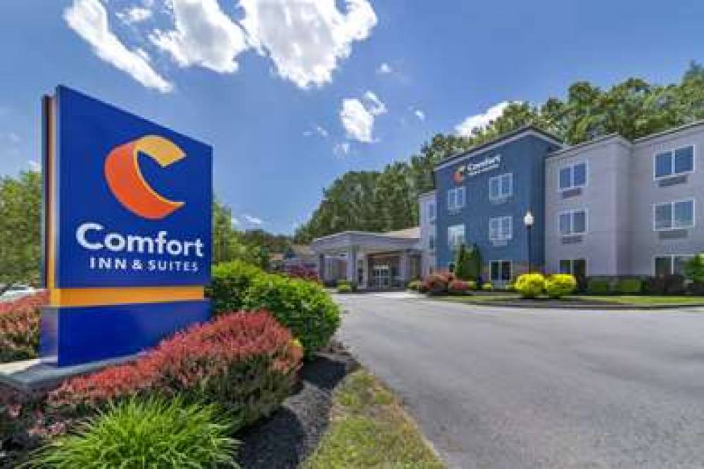 Comfort Inn And Suites 5