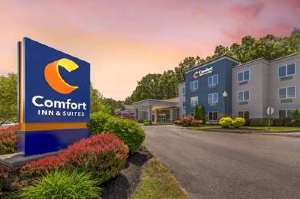 Comfort Inn And Suites 6