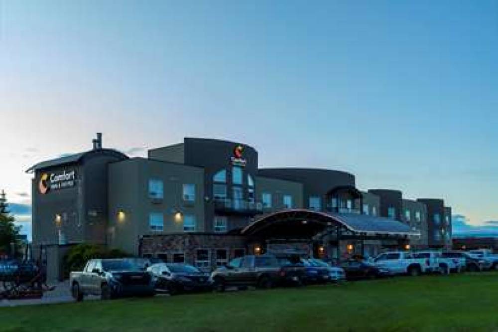 Comfort Inn And Suites 1