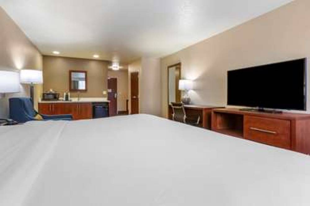 COMFORT INN AND SUITES COEUR D ALEN 8