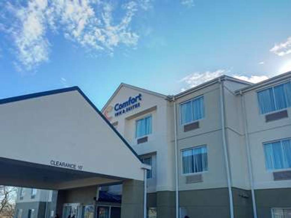 COMFORT INN AND SUITES CORBIN 1