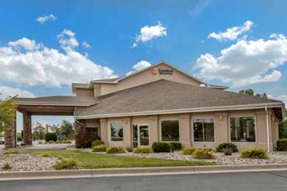 Comfort Inn And Suites Dimondale Lansing