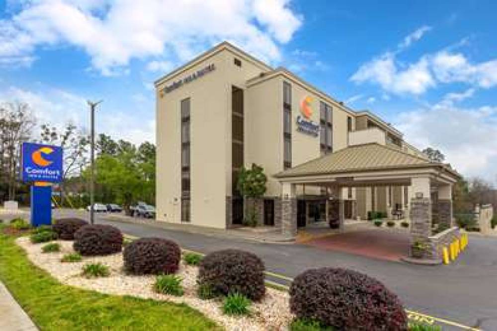 COMFORT INN AND SUITES DURHAM NEAR 1