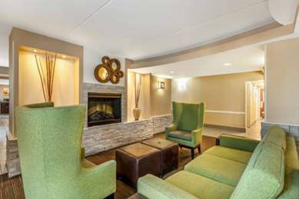 Comfort Inn And Suites East Hartford - Hartford 7