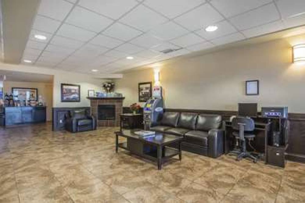 Comfort Inn And Suites Edson 6