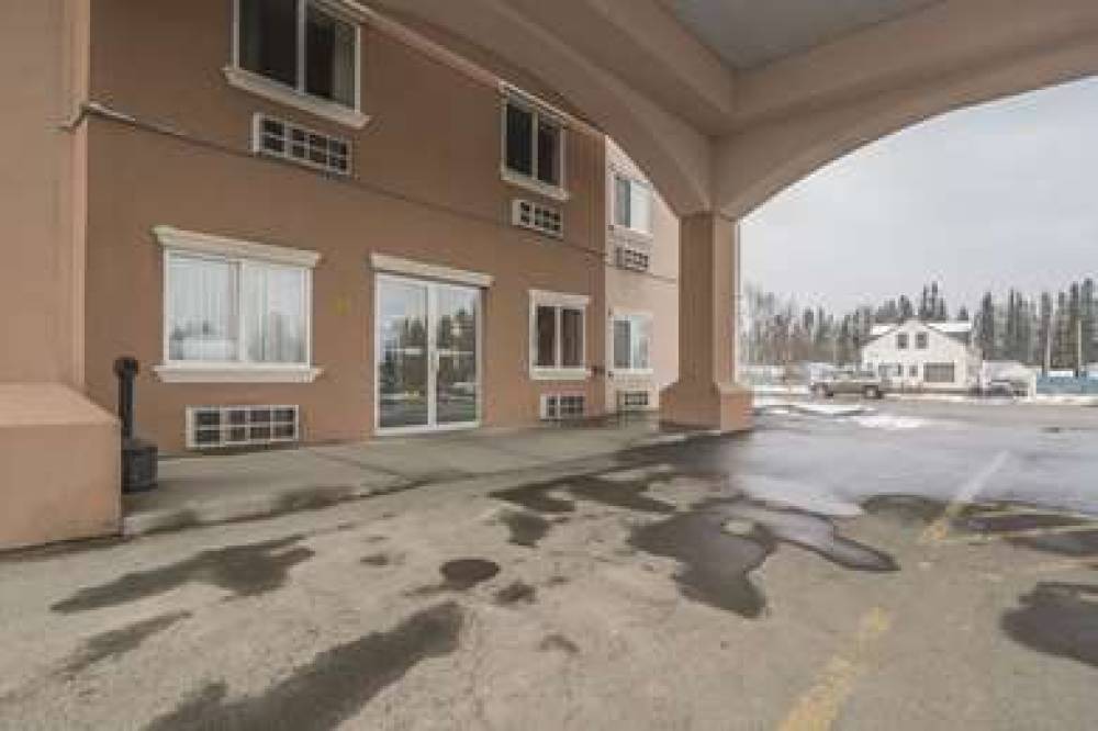 Comfort Inn And Suites Edson 3