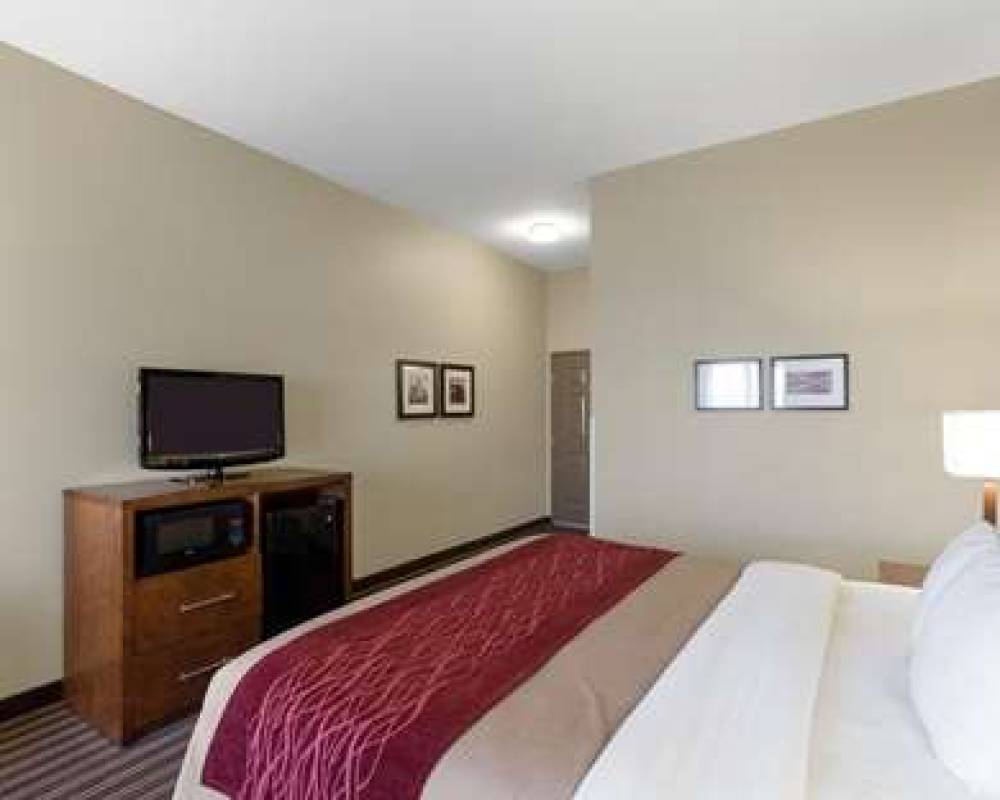 Comfort Inn And Suites Fayetteville 6