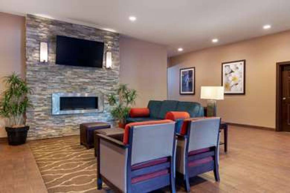 Comfort Inn And Suites Fayetteville 5