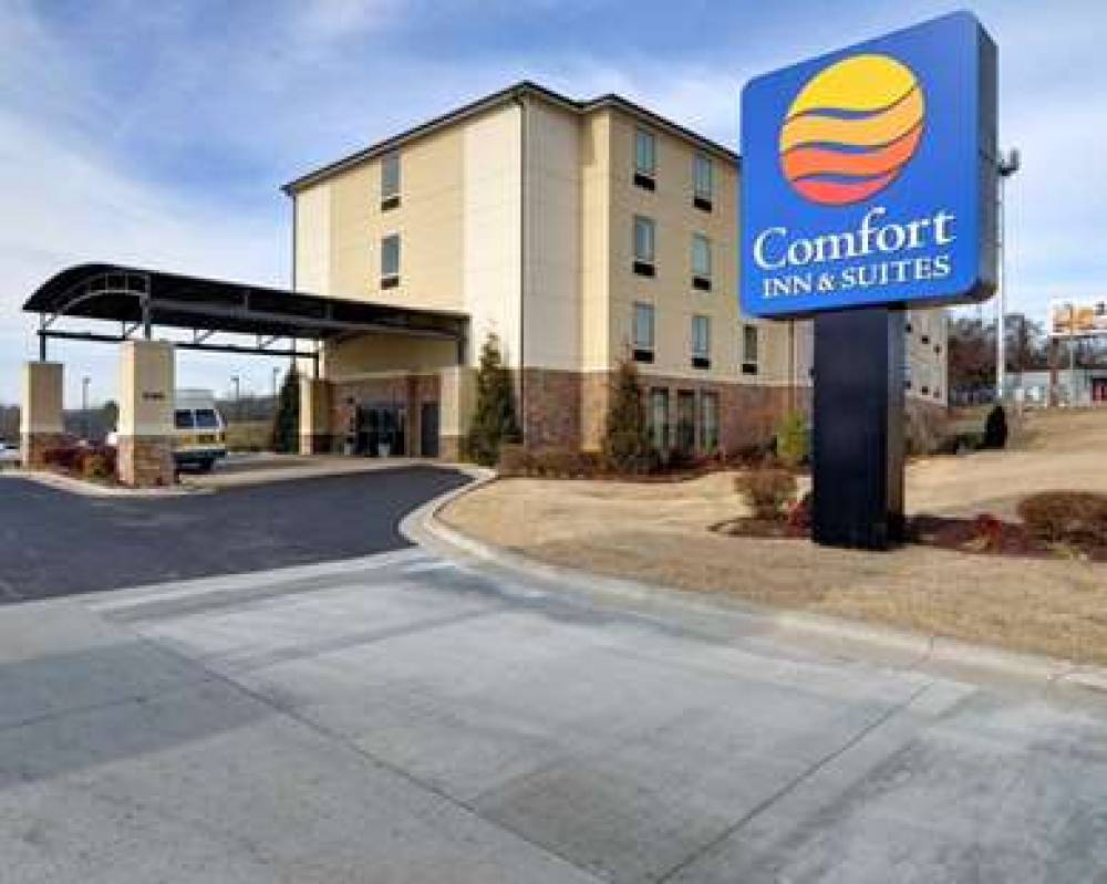 Comfort Inn And Suites Fort Smith 1