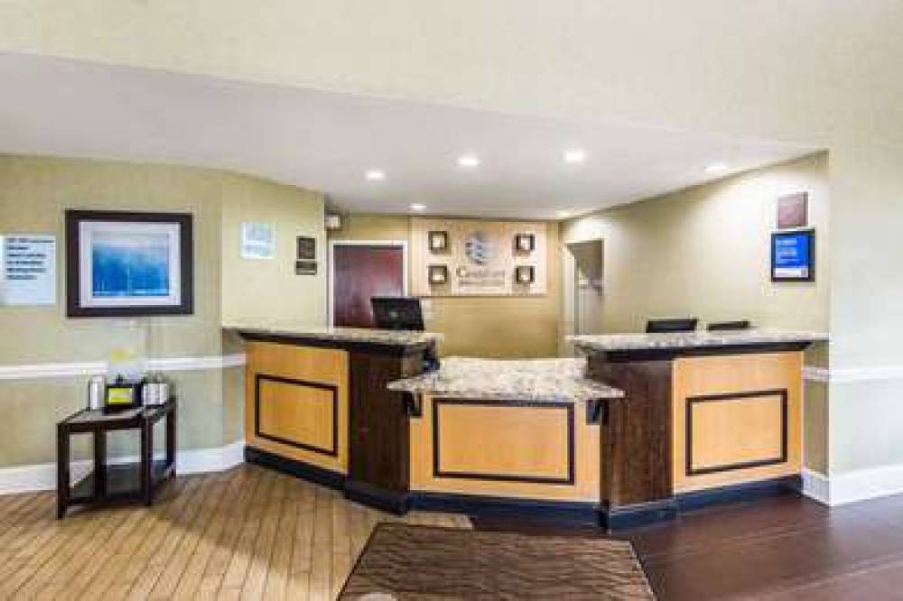 COMFORT INN AND SUITES GREENWOOD NE 6