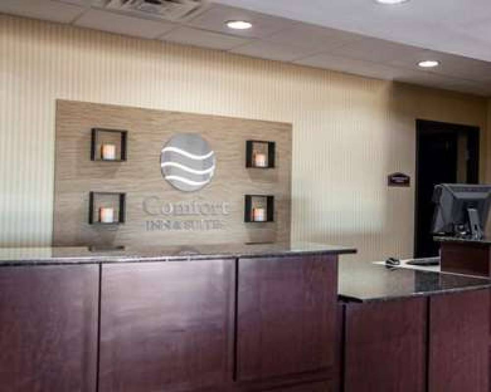 Comfort Inn And Suites Harrisonville 3