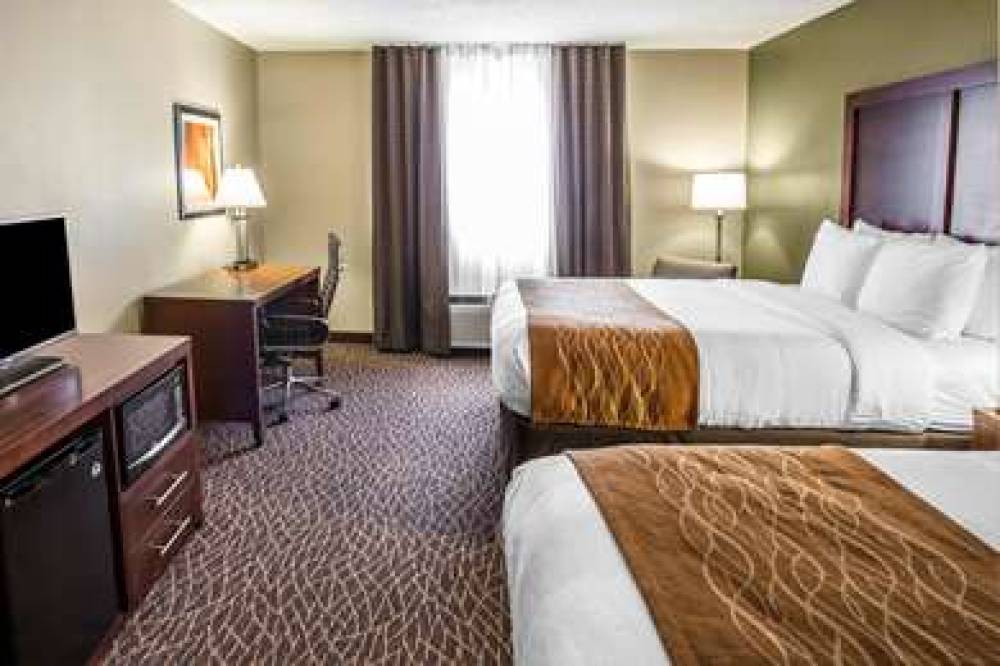 COMFORT INN AND SUITES KANNAPOLIS - 6