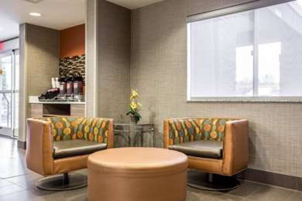 COMFORT INN AND SUITES KANNAPOLIS - 5