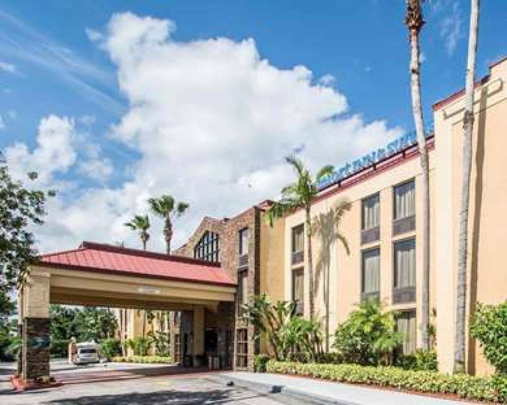 Comfort Inn And Suites Lantana - West Palm Beach S 2