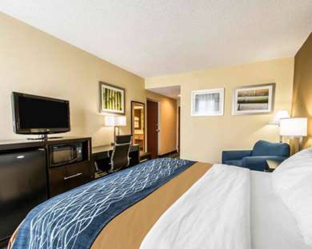 Comfort Inn And Suites Lantana - West Palm Beach S 7