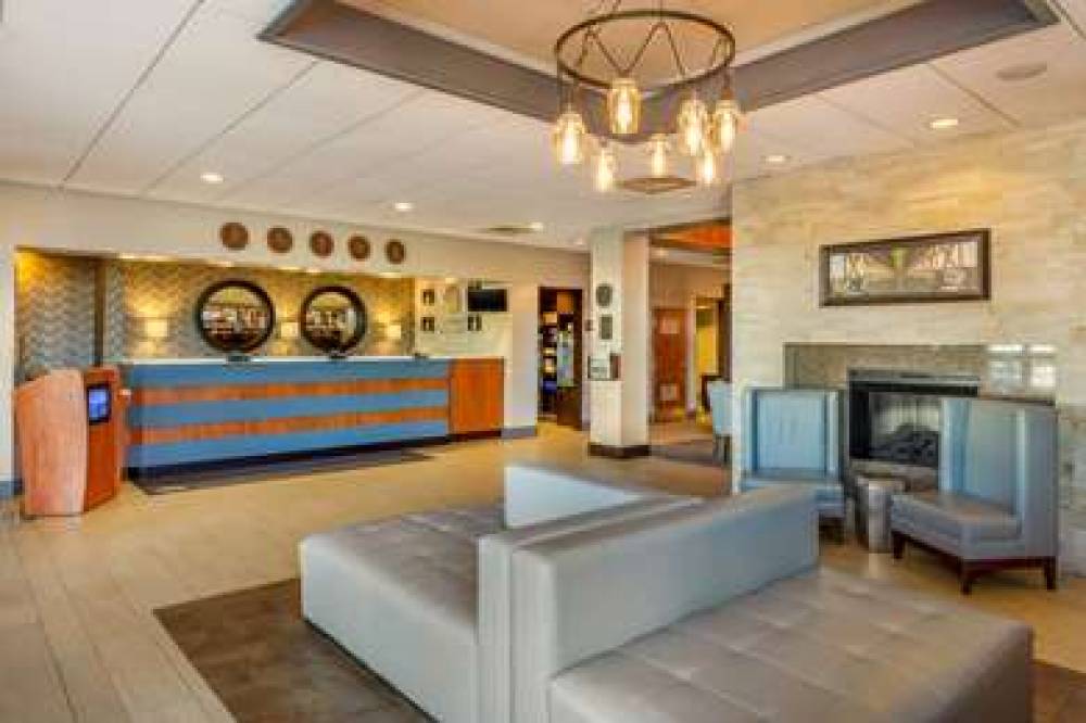 Comfort Inn And Suites Logan International Airport 9