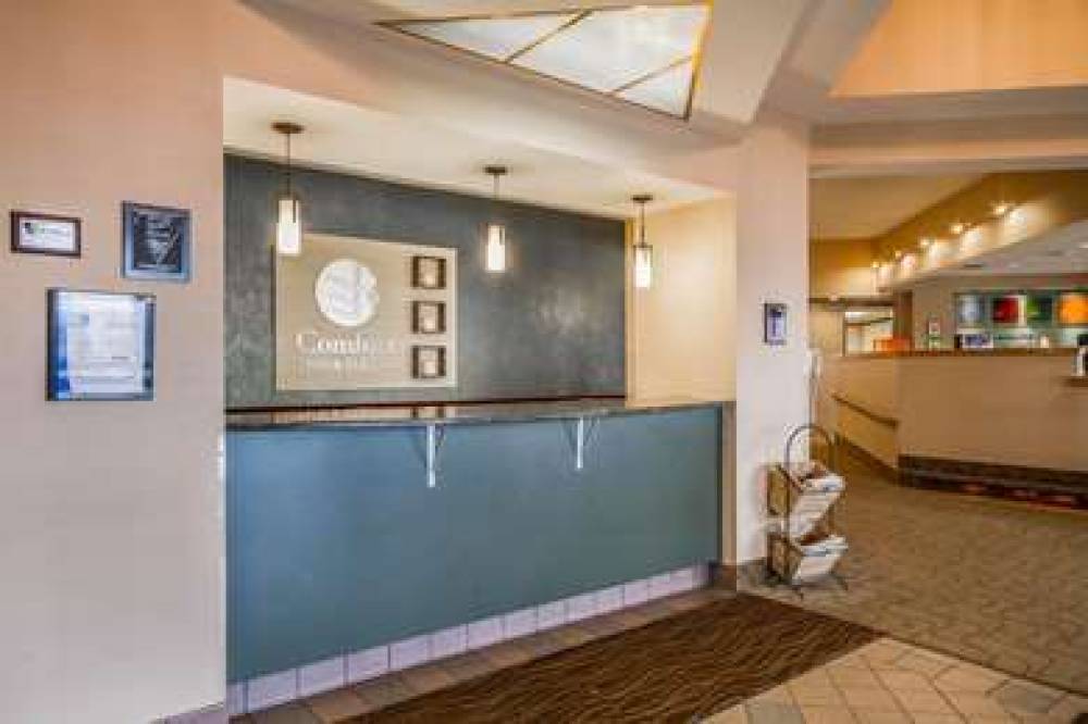 Comfort Inn And Suites Madison - Airport 4