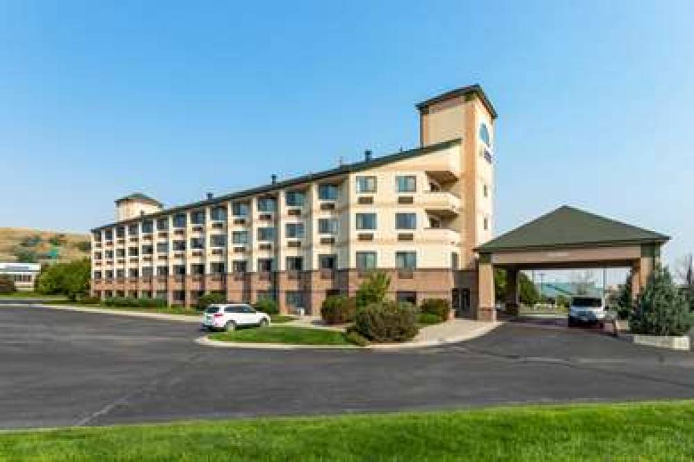 Comfort Inn And Suites Market - Airport 1