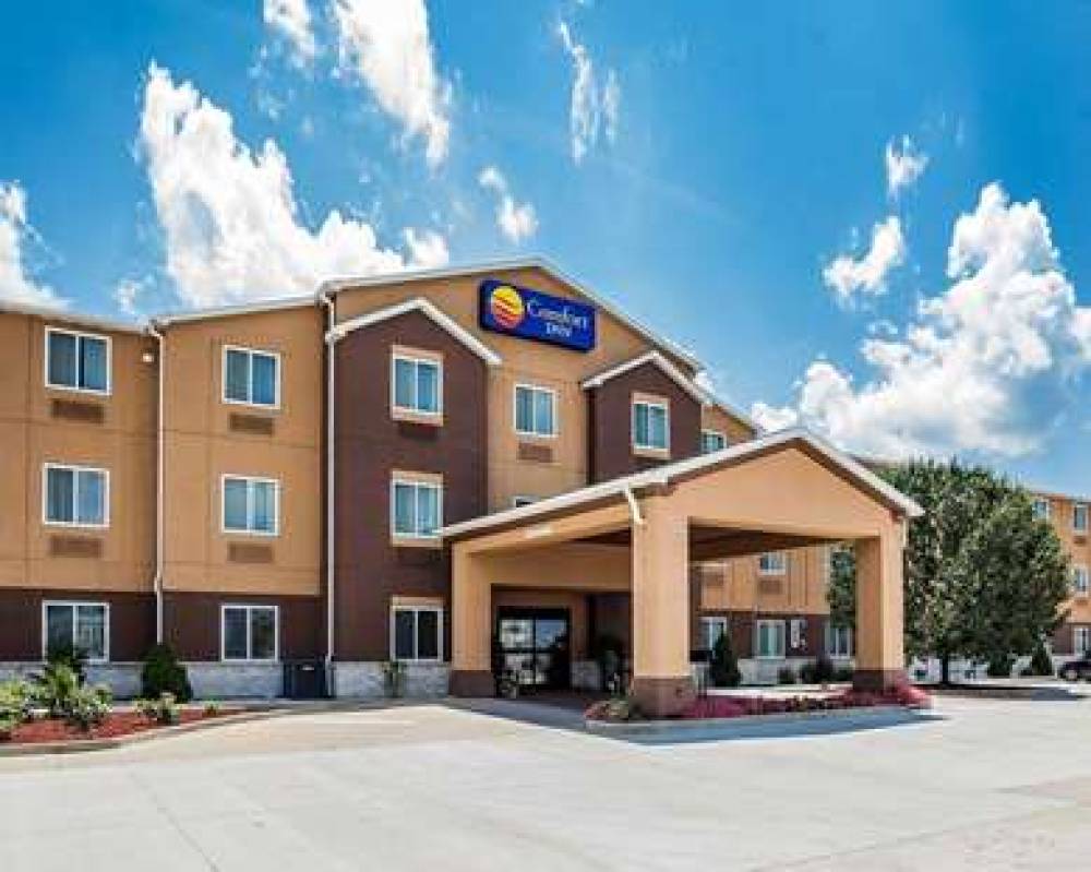 COMFORT INN AND SUITES MOBERLY 1