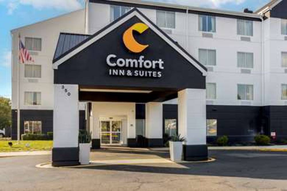 COMFORT INN AND SUITES MT LAUREL-PH 1