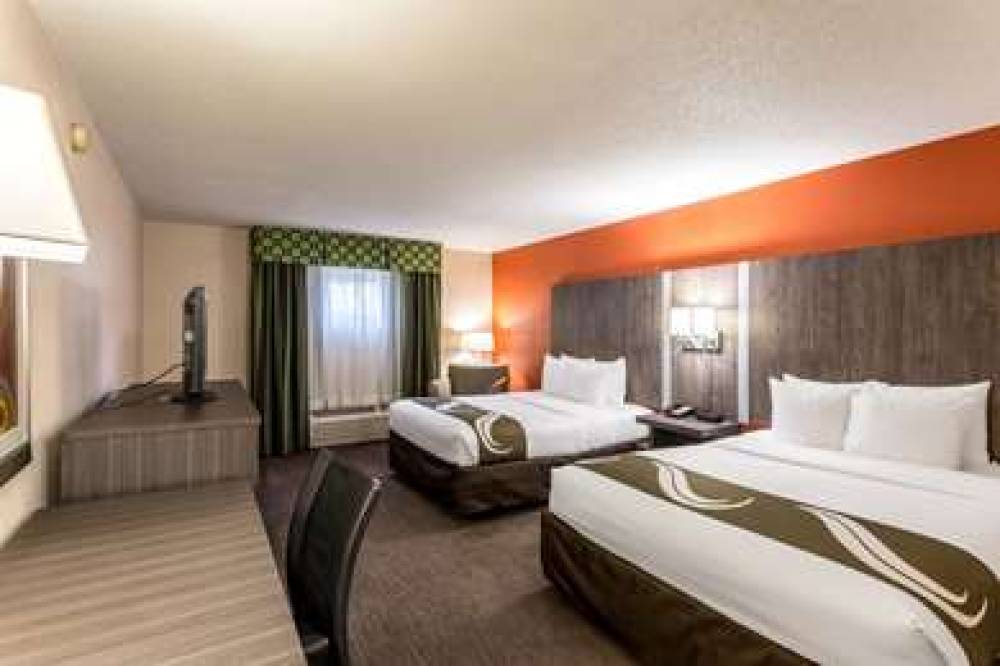 COMFORT INN AND SUITES NASHVILLE DO 8