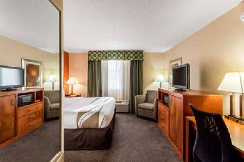 COMFORT INN AND SUITES NASHVILLE DO 7