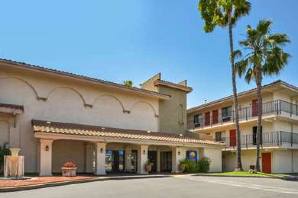 Comfort Inn And Suites Near Folsom Lake 2