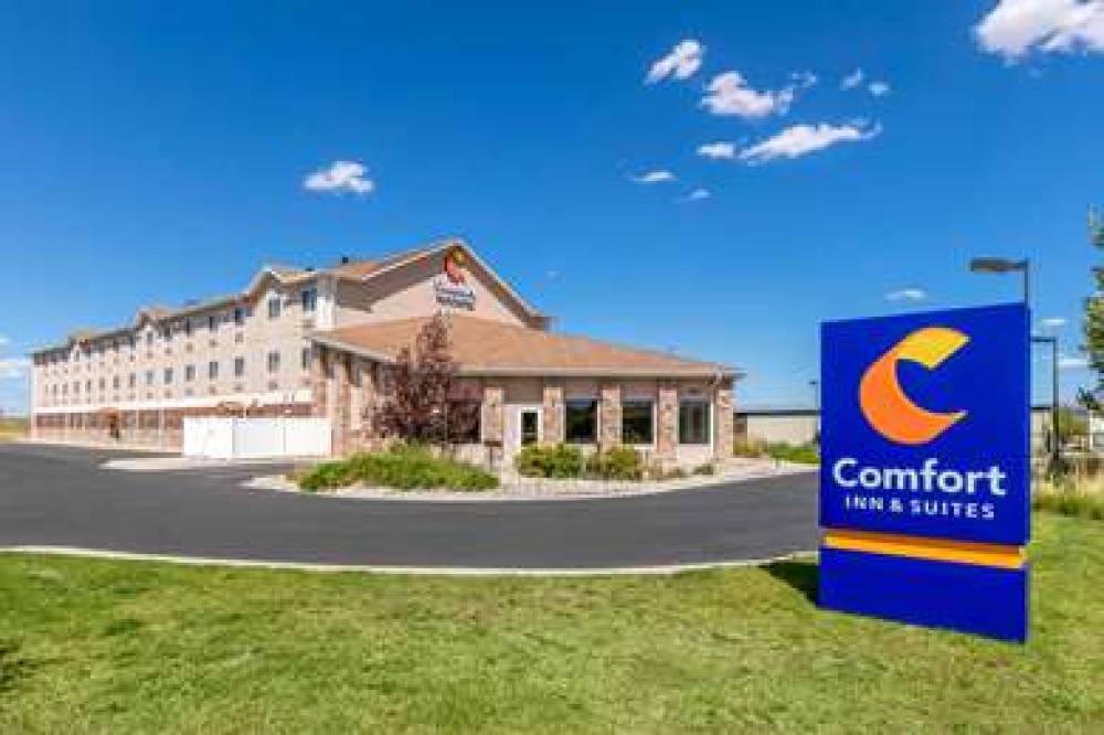 COMFORT INN AND SUITES NEAR UNIVERS 1