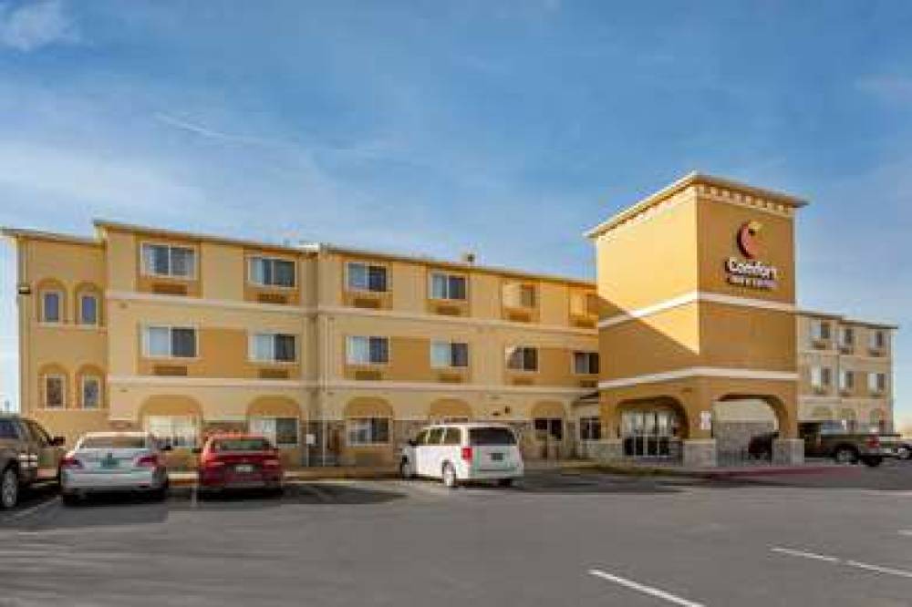 Comfort Inn And Suites North