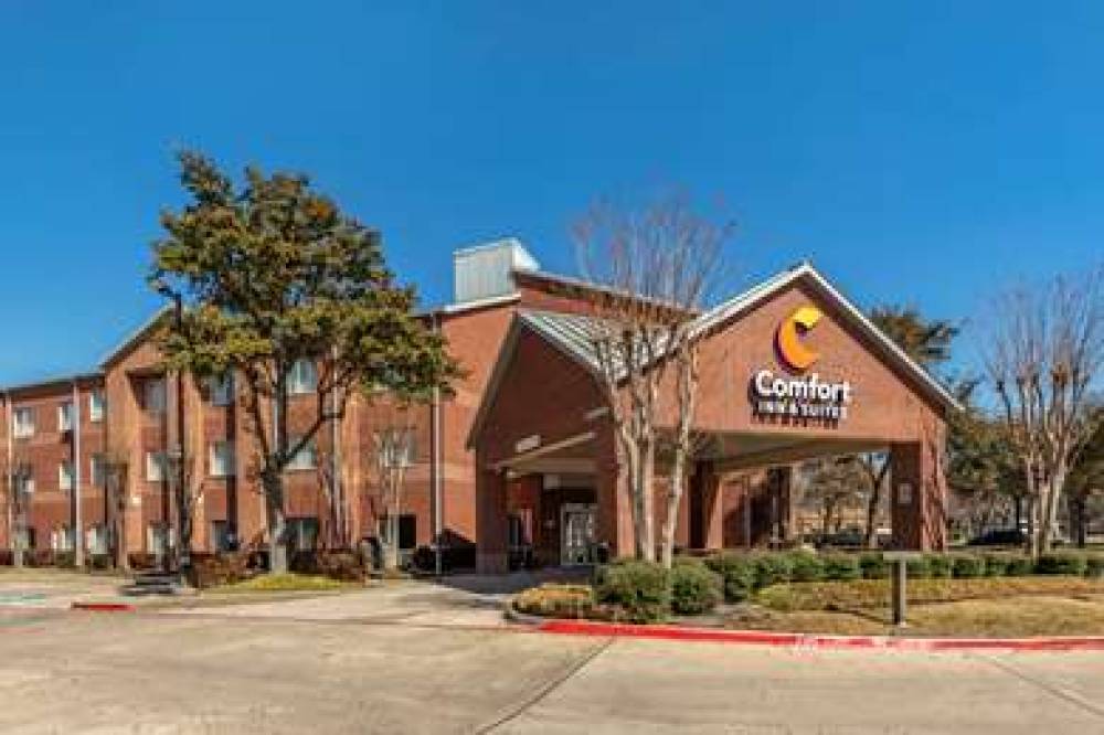 Comfort Inn And Suites North Dallas