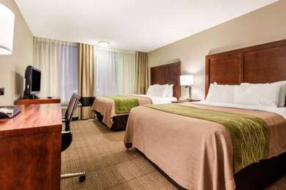 Comfort Inn And Suites Omaha 4